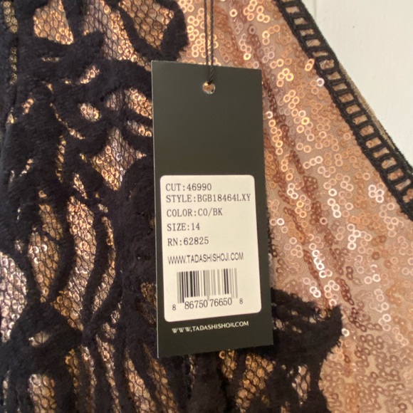 Stunning Tadashi Shoji Evening Gown - BRAND NEW!!! - Picture 4 of 5